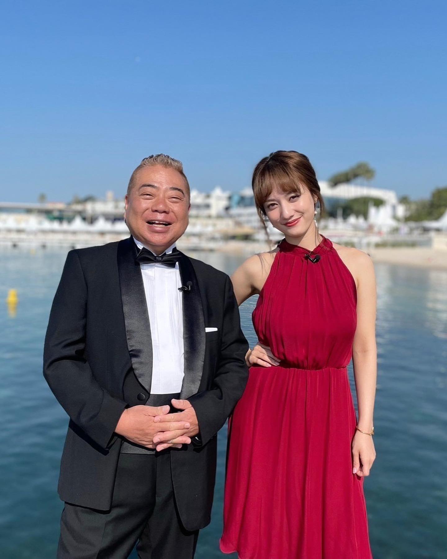 谷まりあ あの人との接近2ショット公開で話題に💖真っ赤なドレスで登場😳