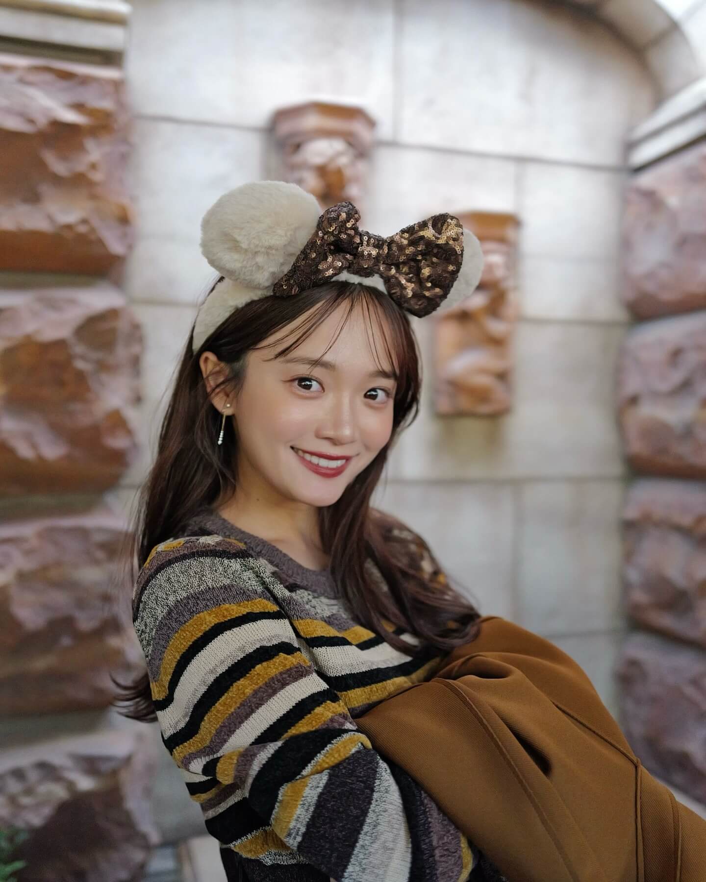 モデル・田久保夏鈴、クリスマスディズニーの写真を公開！今回は小・中時代の友人と！