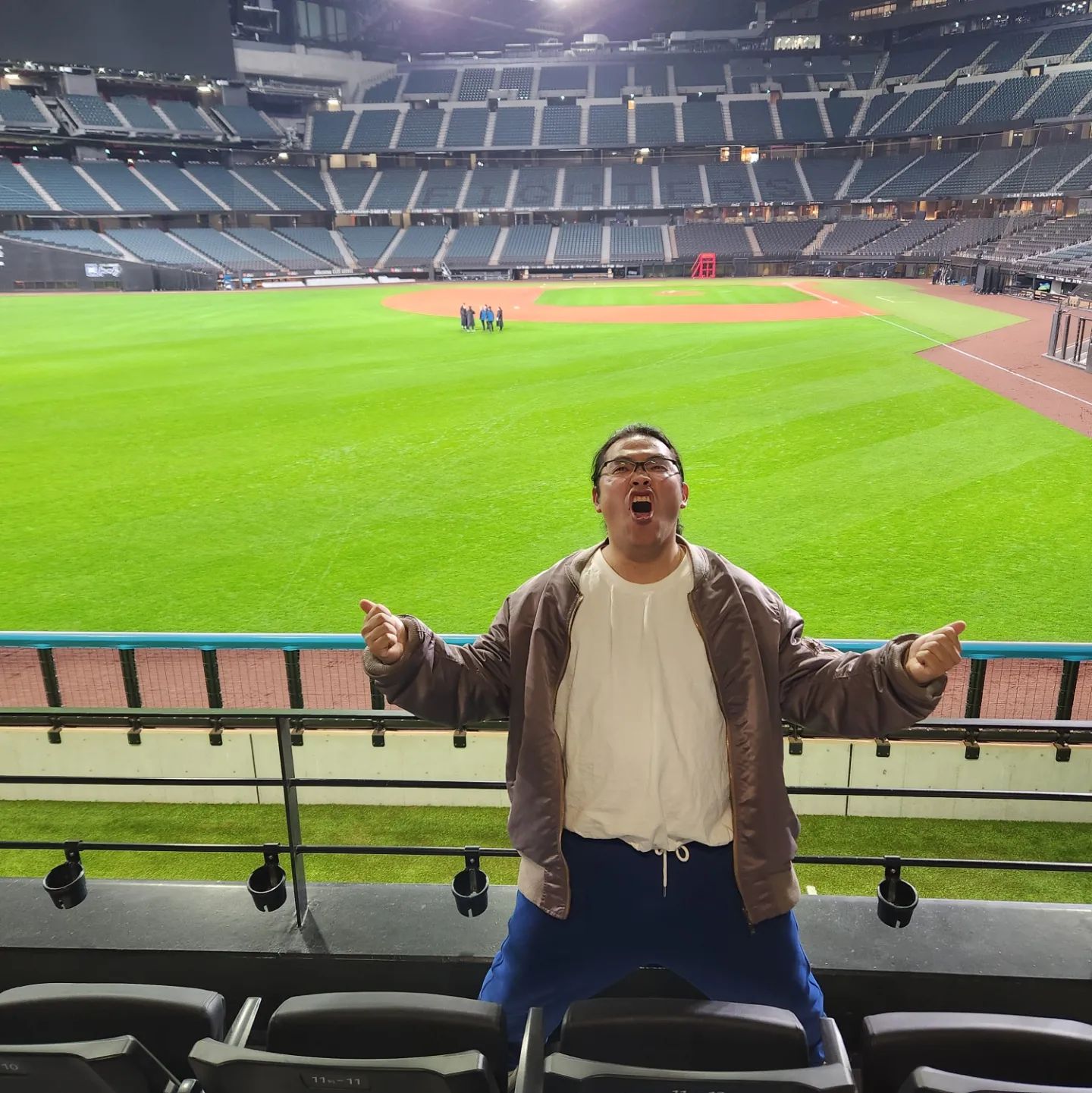 ⚾️ロッチ中岡 WBCに続いてエスコンフィールドにも現る❗️