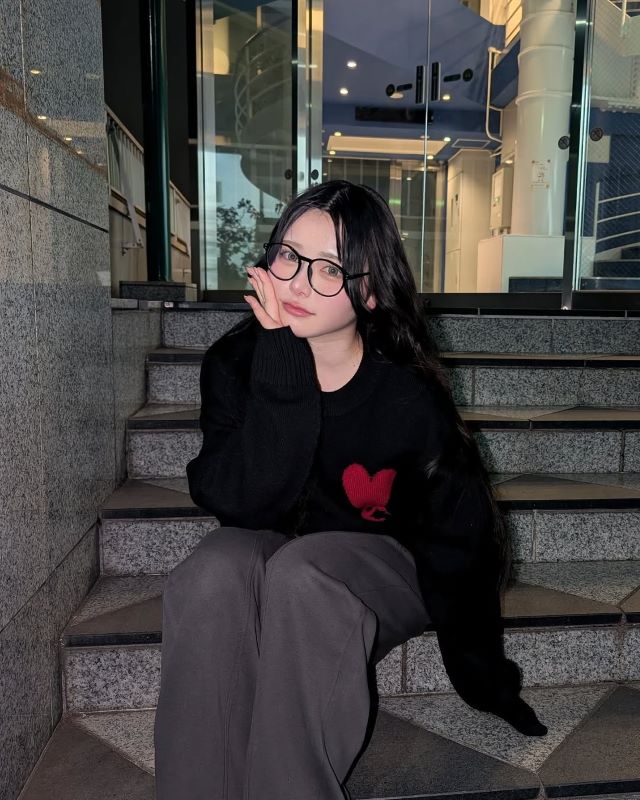 あの人気インフルエンサーの最新私服ショットが「あまりにもかわいい」と話題に