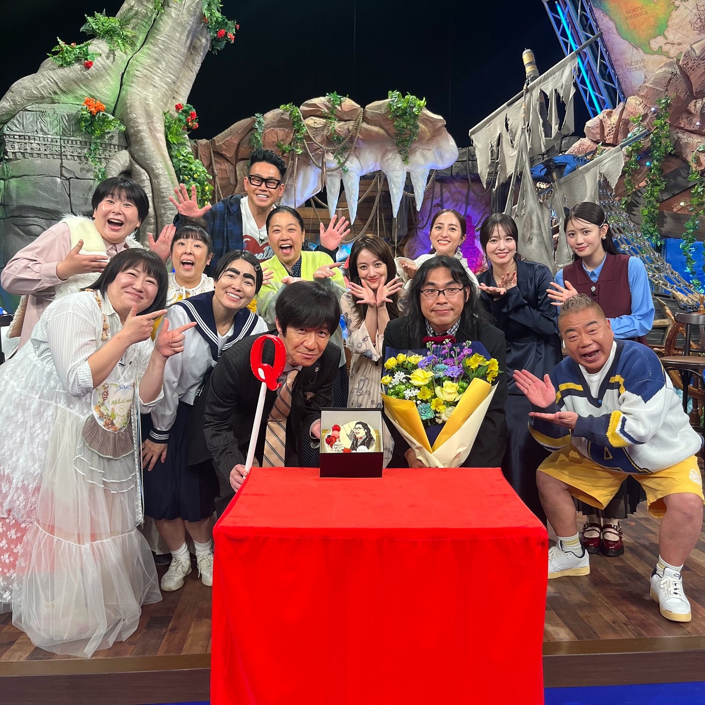 イッテQメンバーがロッチ中岡の誕生日をお祝い！ロッチ中岡が描かれたケーキにも注目！