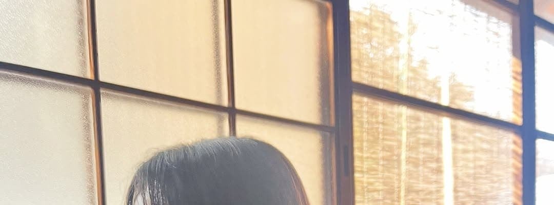 泉里香、京都でのオフショットを公開　落ち着いた雰囲気に「癒される」と話題に