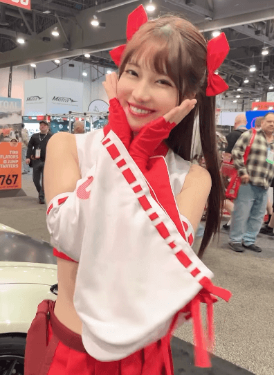 「巫女様かわいすぎます」あの人気レースクイーン、CUSCOイベントの激カワコスチュームムービーが話題に！