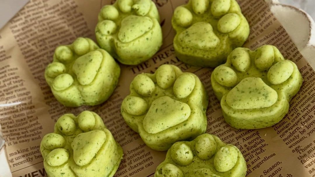 “肉球型の蒸しパンが可愛すぎる” …美女タレントの手作り離乳食に注目集まる