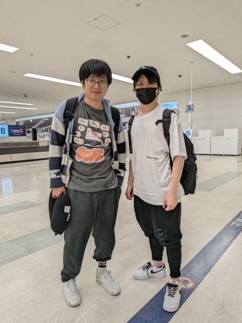 「ヒビキくんと帰国しました！！」プロゲーマー・ふ～どがアメリカから無事に帰国