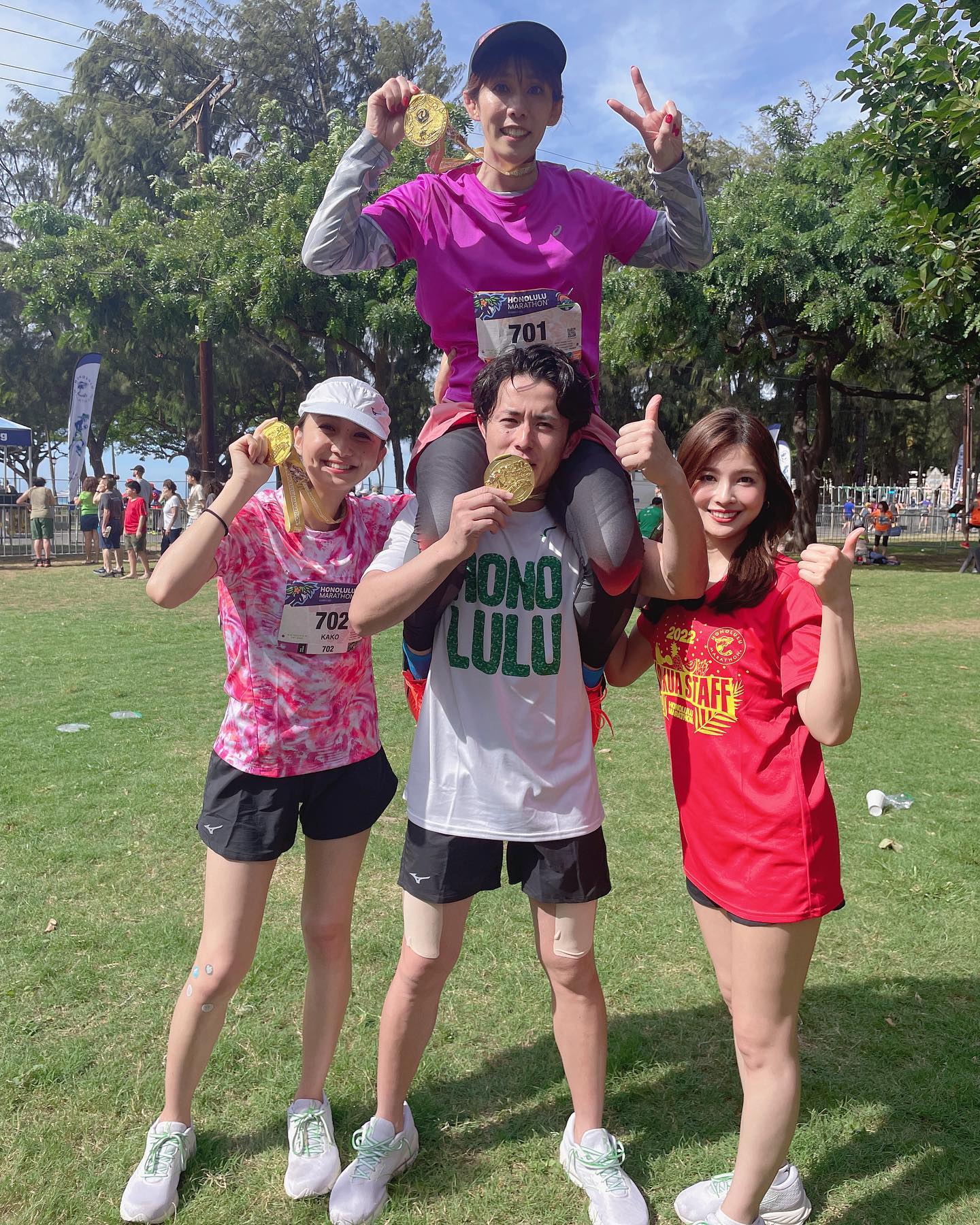 吉田沙保里&オリラジ藤本 肩車ショットを公開💓「約束も果たしてくれるカッコイイ男です😍」