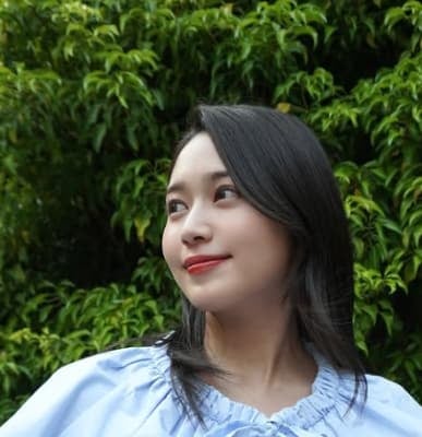 浅野杏奈が妹撮影の美人ショットを披露！妹の怪我回復も報告