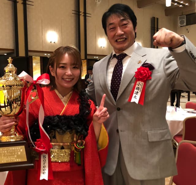 元プロレスラーの小橋建太、自身プロデュースのプロレス大会に人気女子プロレスラーSareeeの出場承諾を得る！