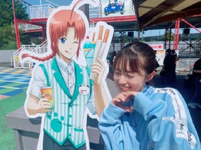 「めっちゃ嬉しそう！」声優 逢田梨香子が推しに囲まれて幸せそうな姿を公開