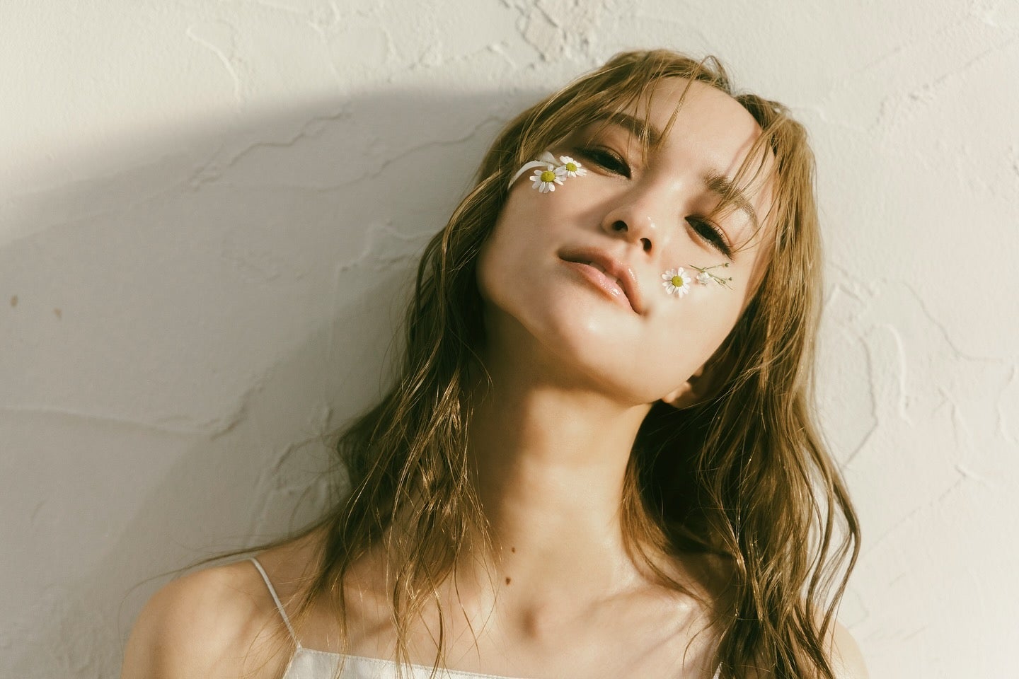 Leola、6年ぶり待望のニューアルバムChamomile』3/12リリース　新曲を先行公開