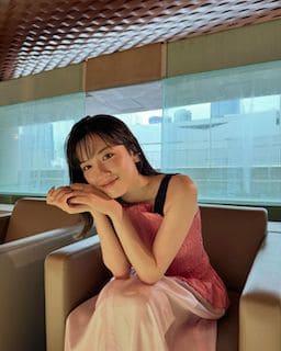 永野芽郁、可愛らしい雰囲気のドレスを見に纏いファン一撃