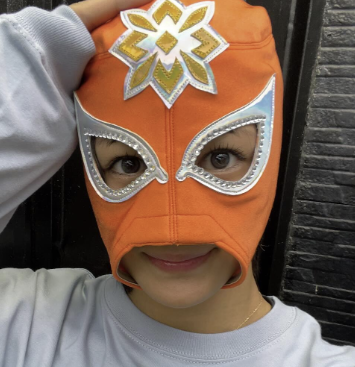 話題沸騰中！！期待の新生　JKレスラー山岡聖怜、素敵なマスク姿を披露！ファンから「マスクしてても可愛い」と反響！！