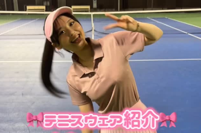 「どうですか？ピンク」テニス美女子、ガーリーテイストMAXな