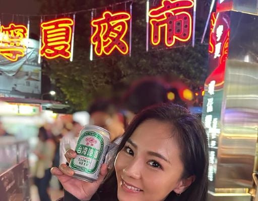美人レースクイーン岡田夏芽、台湾旅オフショをインスタ投稿！夜市でのホロ酔いショットが可愛すぎると話題に