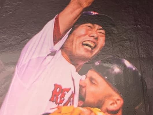 「寝屋川市の誇りです」上原浩治、レッドソックスの本拠地・フェンウェイパークにて自身の壁画が飾られたことを報告！