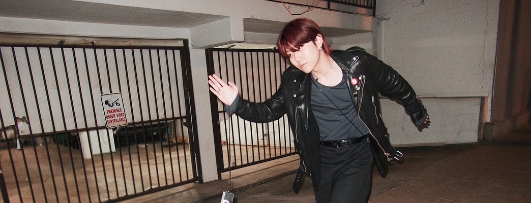 Mrs. GREEN APPLE・若井滉斗 最新のオフショット公開でファン大盛況！