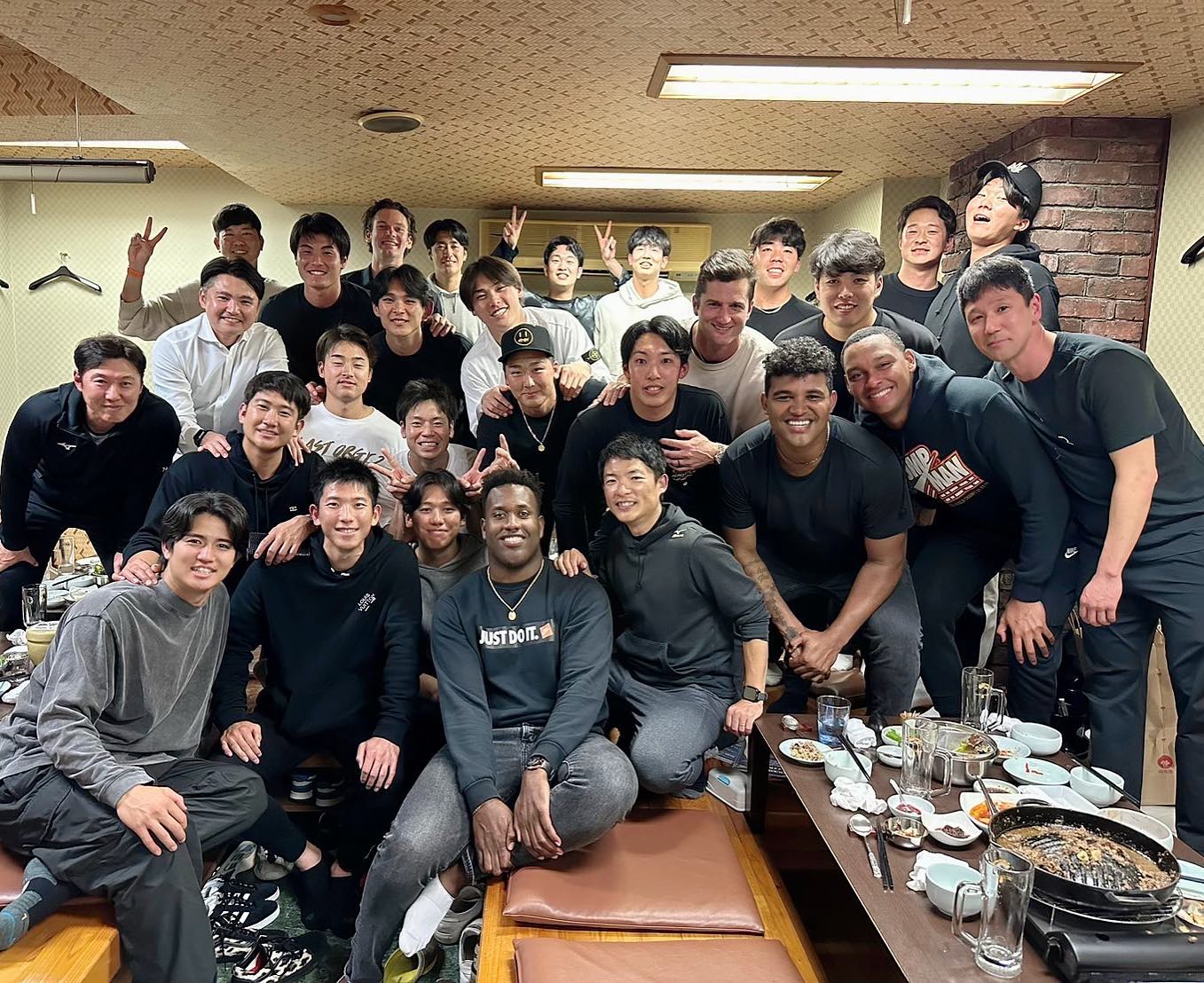 巨人コーチ・杉内俊哉が投手会ショット公開⚾️「目指す目標はただひとつ☝️」