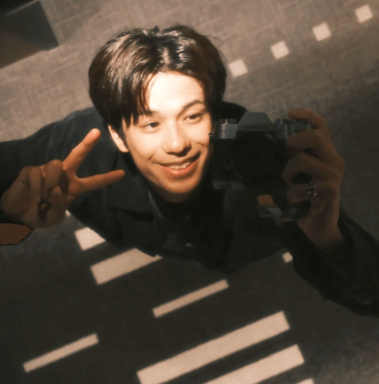 今注目のあの俳優がフィルムカメラでエモいショット公開！