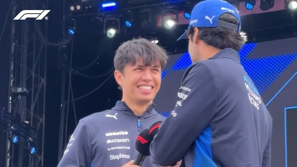 ウィリアムズの“名コンビ”再び話題！James Vowlesとの爆笑クイズ参戦にファン歓喜