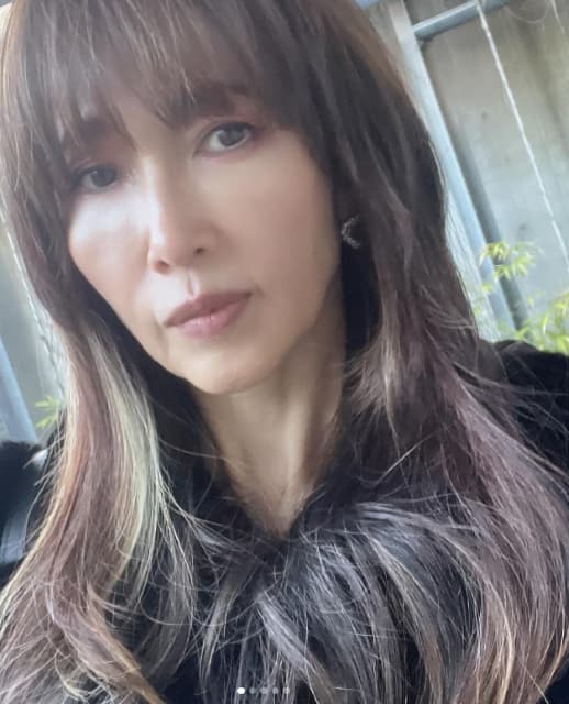 「可愛い過ぎますよー」歌手・工藤静香のコーデにファンメロメロ！