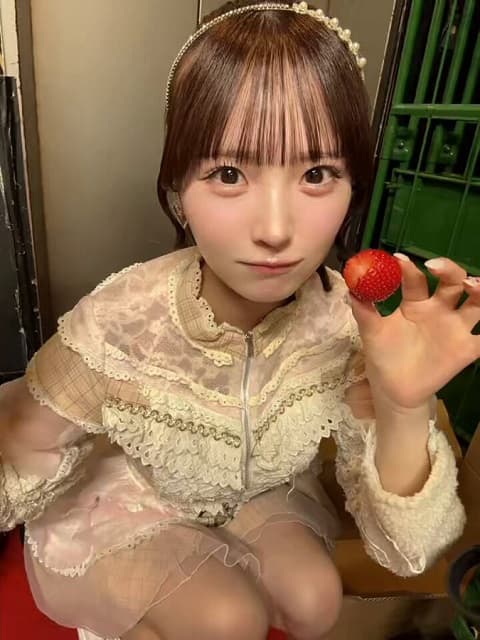 「いつもの可愛い光景」アイドル 由良ゆらのご機嫌ムービーが可愛すぎるとファン大興奮！