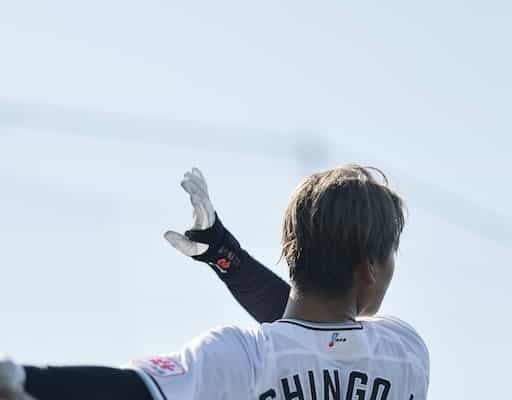 「練習を支えてくれた全ての方に感謝」ロッテ・石川慎吾が春季キャンプ終了を報告！