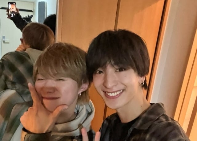 木村慧人が誕生日を祝福、「出会えて良かった」と笑顔のツーショット