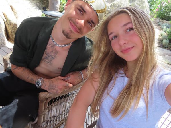 ベッカムの愛娘ハーパーが13歳に！まさに“美男美女”な兄妹ショットが話題