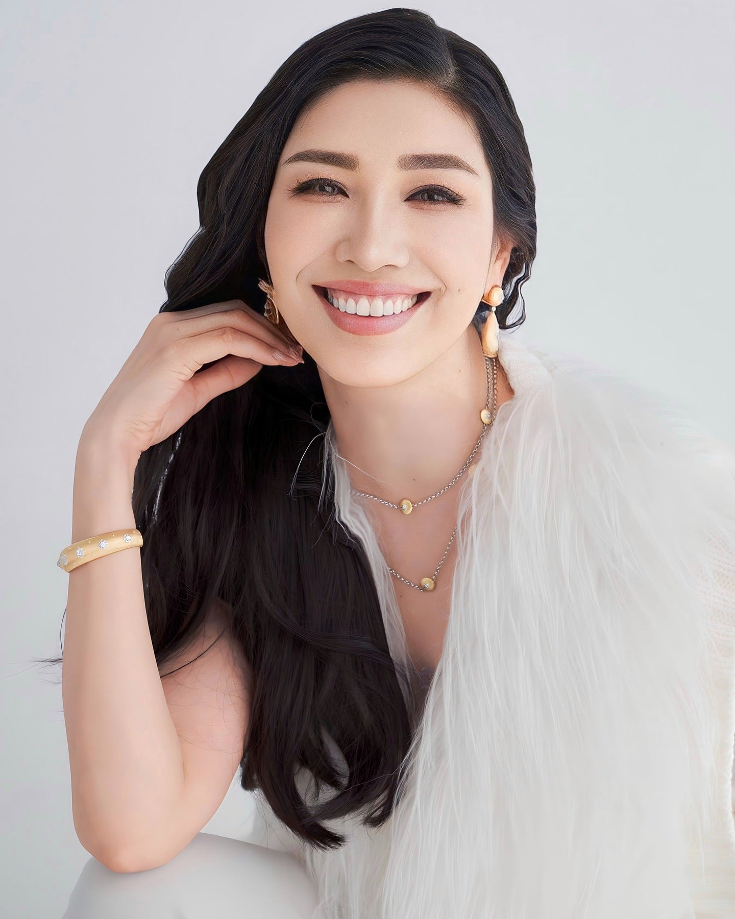 アンミカの20204年宣材写真が「女神みたい」と話題に✨