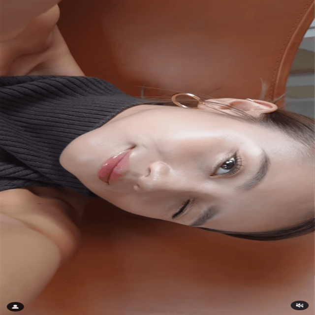 「漂う色香…」人気モデル・伊原葵のメイクアップ動画に男子も女子もウットリ