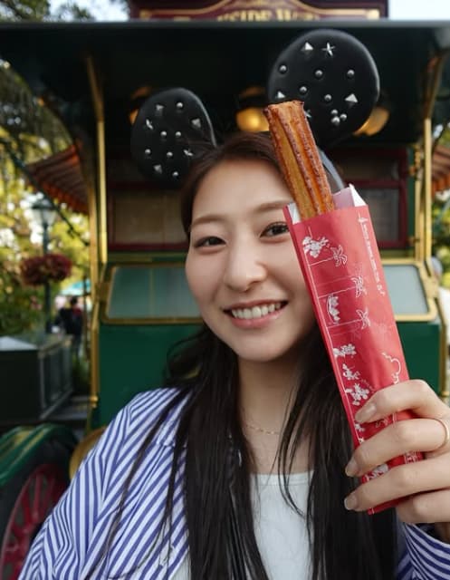 塩越柚歩が“オフノイチニチ”満喫ショットを公開！ファンに元気をおすそ分け⁉