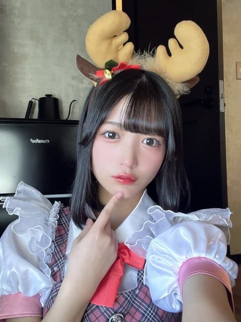 「物凄い可愛さですね」”トナカイ耳”を着けたアイドルのキュートさにファン悶絶！