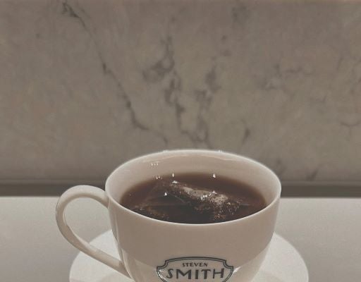 松島聡、紅茶と懐かしの音楽に癒されて。舞台終わりの“ホッと時間”