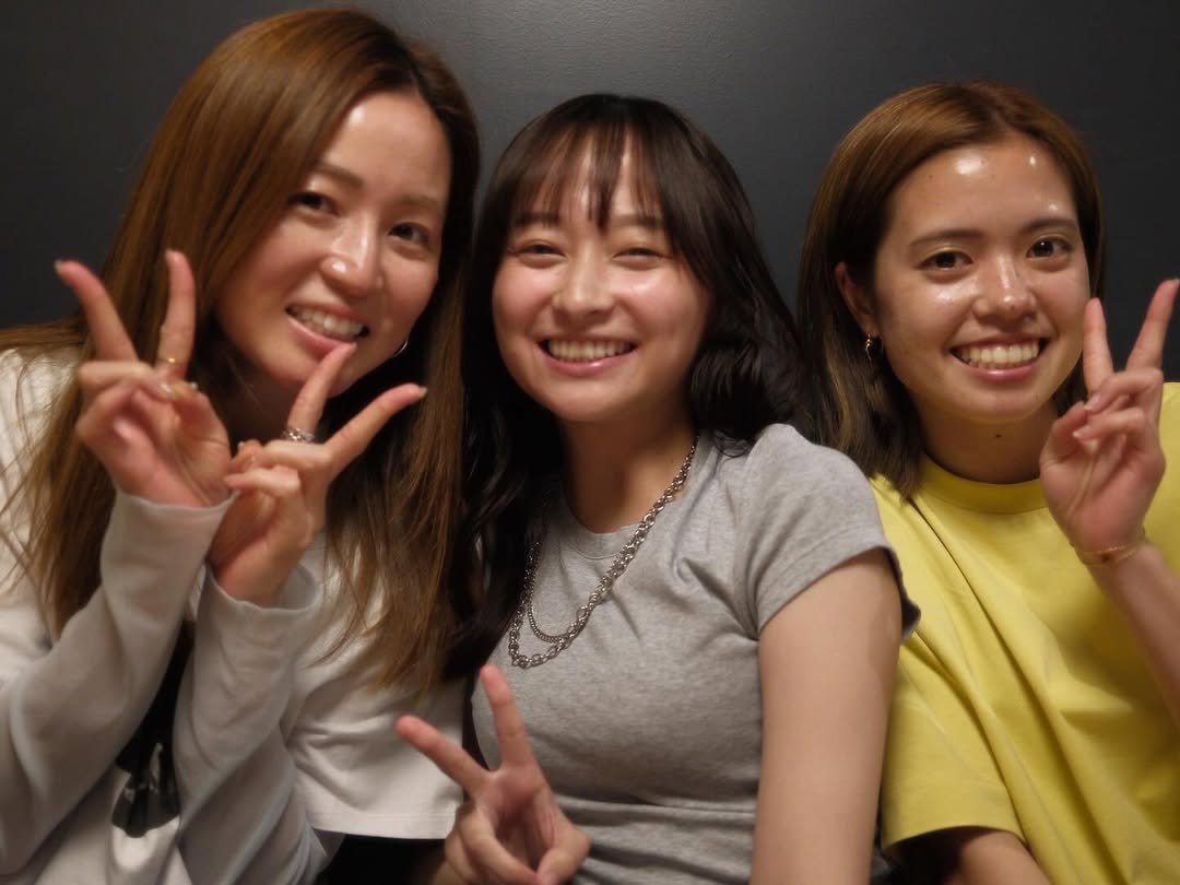 女子サッカー・長谷川唯が日本での充実したオフの様子を公開！日本で友人たちと笑顔あふれる時間を過ごす