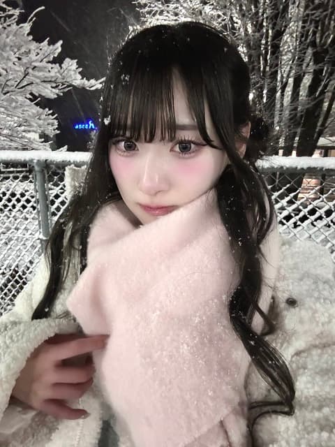 「雪と相性良すぎでしょ！」イコラブ 齋藤樹愛羅の黒髪×冬ショットにファンから絶賛の嵐！