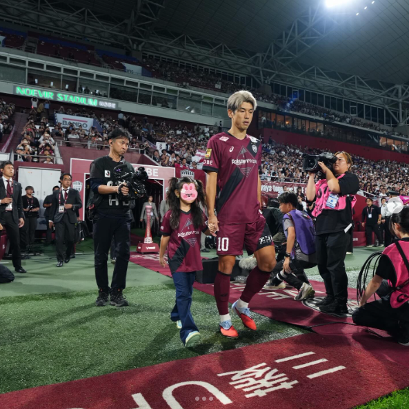 三輪麻未が秋休みの思い出をパシャリ