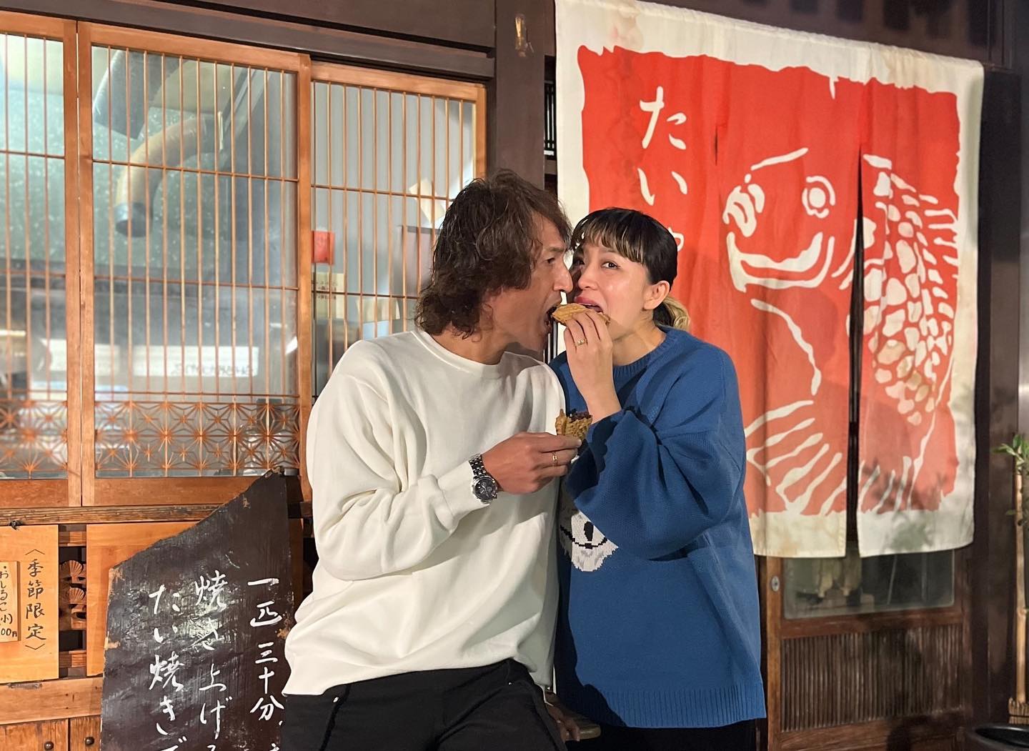 出産間近 丸山桂里奈が“あーん❤️” 夫婦ラブラブ2ショットを公開📸「〇〇がだいすきなんです😍」