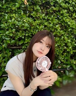 めるるの涼しげな姿にファン悶絶「かわかわですね」