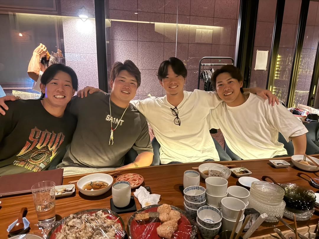 【友情】赤羽由紘、村上選手との絆を感じさせる素敵な写真にファンからの祝福