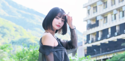 「ここどーこだ？」米倉みゆ、撮影会ショットにファン歓喜！