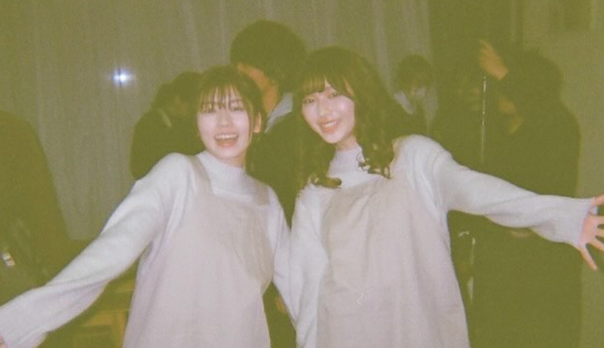 「双子コーデも爆笑」小芝風花、『私の夫と結婚して』7・8話配信直前オフショット公開