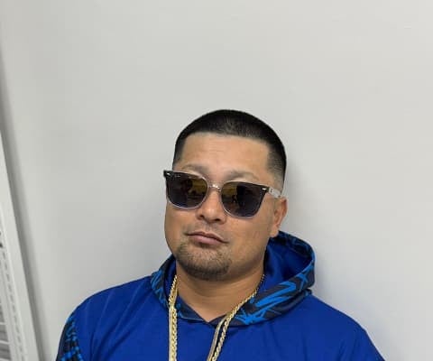 「前通っただけで戦闘始まりそう笑」DeNA 山﨑康晃、あのゲームに出てきそうなチームメイトの写真を投稿！