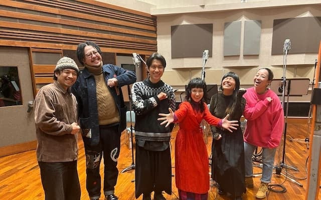 人気アーティスト・Superfly、新曲はパッション強め！？収録現場のオフショットを公開にファン「楽しみ強め」