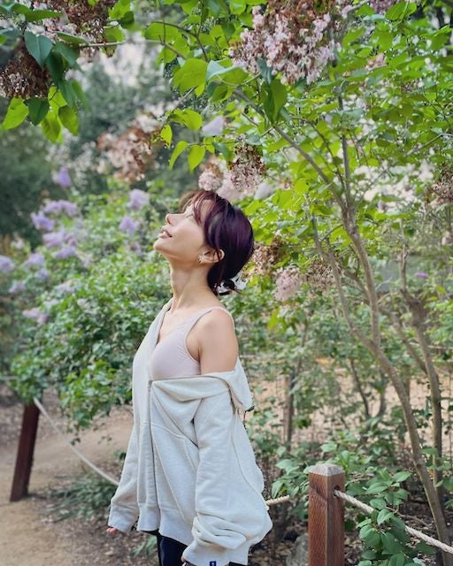 水沢アリーの綺麗な横顔にファン興奮