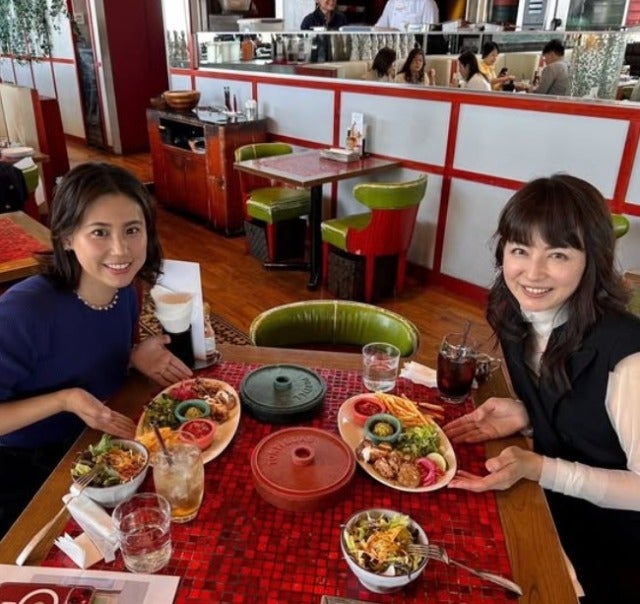 「実はずっと話してみたかった」平井理央が青木佐知と十数年越しランチ！