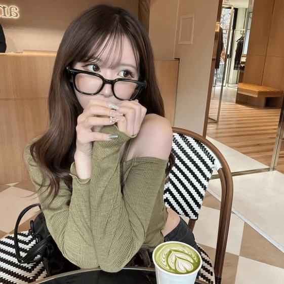 「どこまで、あざと女子を極めるんだ…」あの人気モデル、美スタイルのときめきショットにファン拍手喝采！「ドンピシャなかわよぉだよぉ」