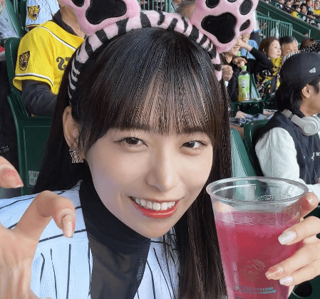 「可愛すぎるやろ！」野球美女子、肉球カチューシャをつけた”ガオガオポーズ”を披露！阪神ファン白熱「イェーイ勝利の女神様〜」