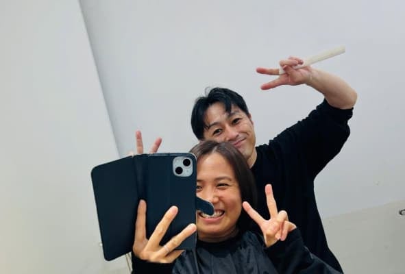 平野早矢香が美容室で楽しいひと時を過ごす⁉ニューヘアスタイルも公開