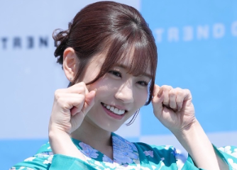 浴衣美人に視線集中 河北彩伽、撮影会オフショット大放出