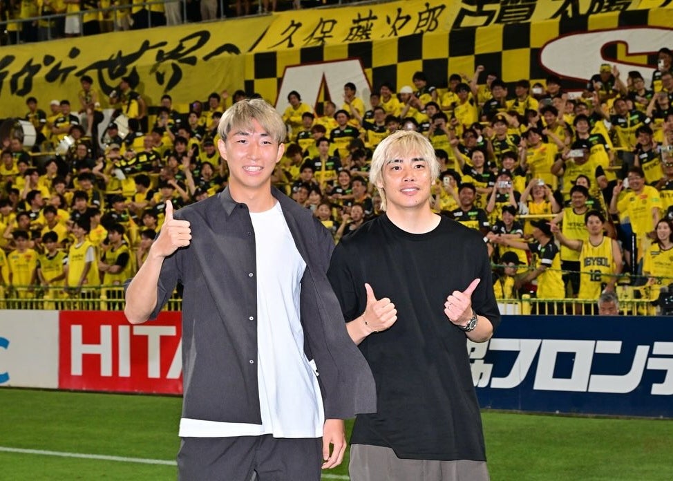 「なんというサプライズ...！」世界で活躍するあの柏OBが古巣スタジアムにサプライズ登場でファン大盛況！！